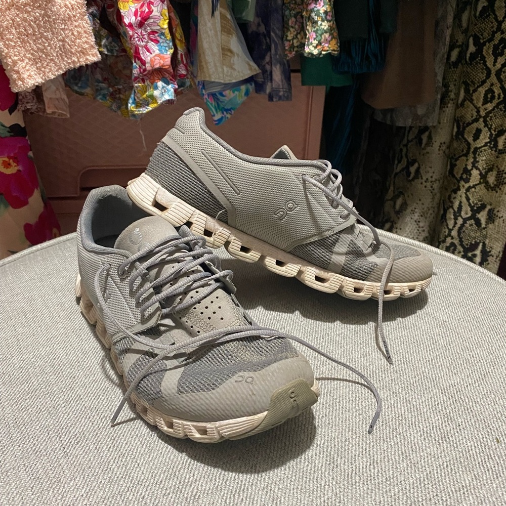 On Cloud Tennis Shoes
